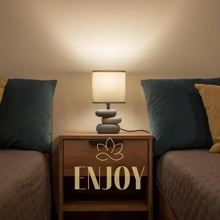 Enjoy Flat By Tonsdeverde דירה *