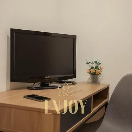 Apartment Enjoy Flat By Tonsdeverde