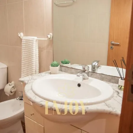 Enjoy Flat By Tonsdeverde * Braga