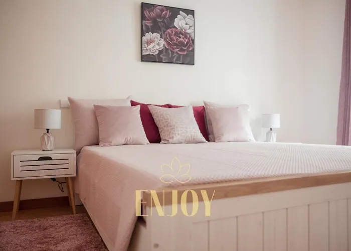 Enjoy Flat By Tonsdeverde דירה *