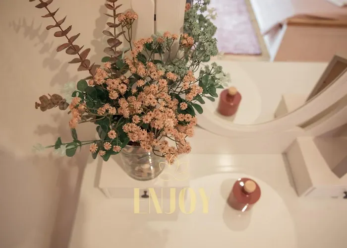 Enjoy Flat By Tonsdeverde