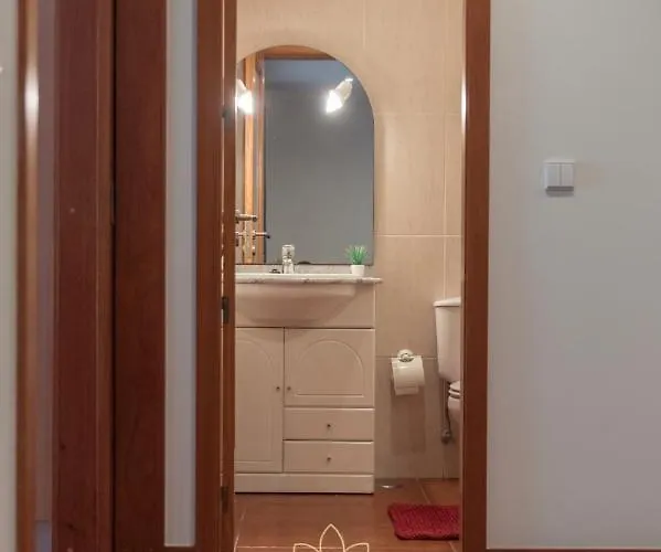 아파트 Enjoy Flat By Tonsdeverde 브라가