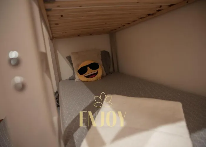 Enjoy Flat By Tonsdeverde * 브라가