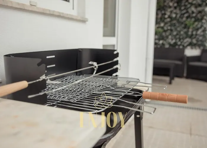 Enjoy Flat By Tonsdeverde דירה בראגה