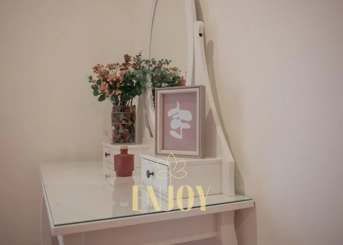 Enjoy Flat By Tonsdeverde *